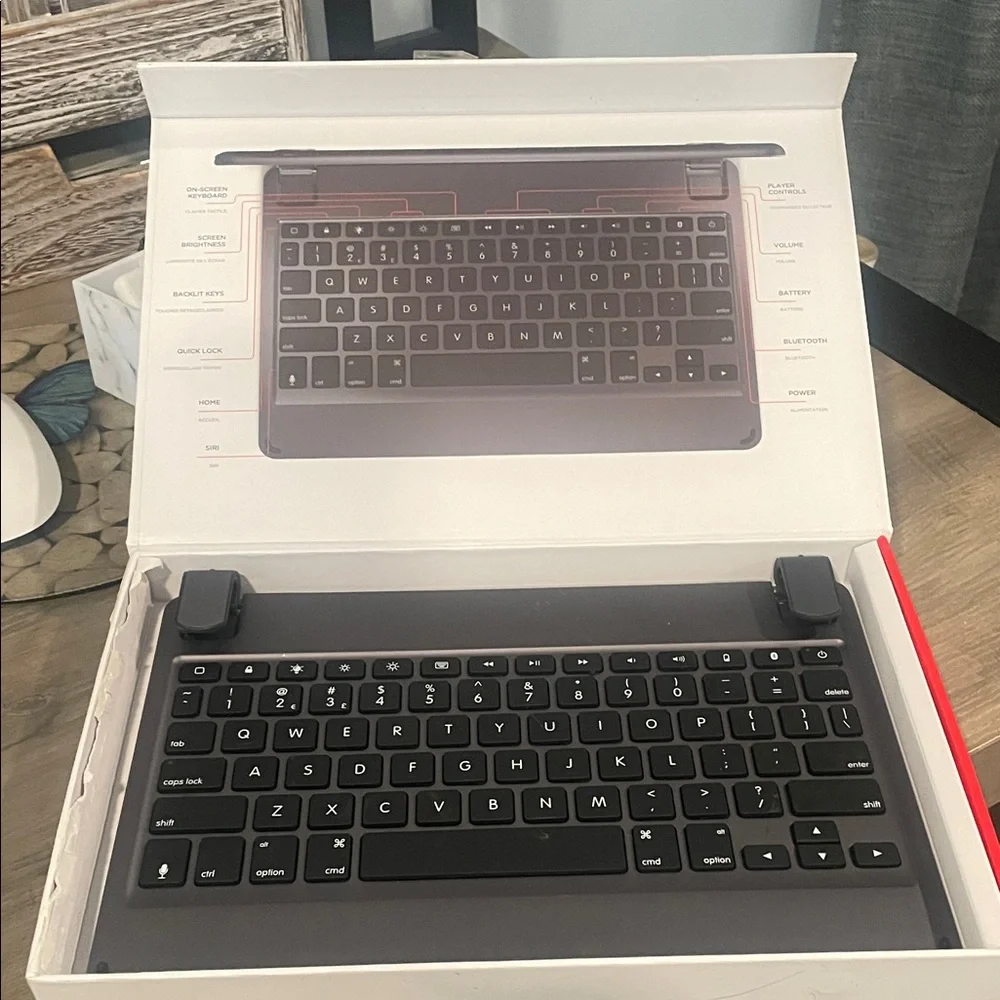 Wireless Keyboard for iPad - Black